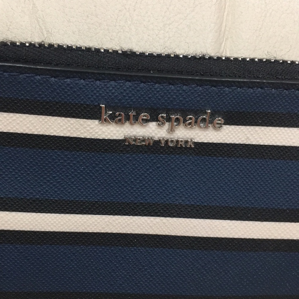 Kate Spade Blue Cameron York Stripe Keychain Wallet - Picture 3 of 13